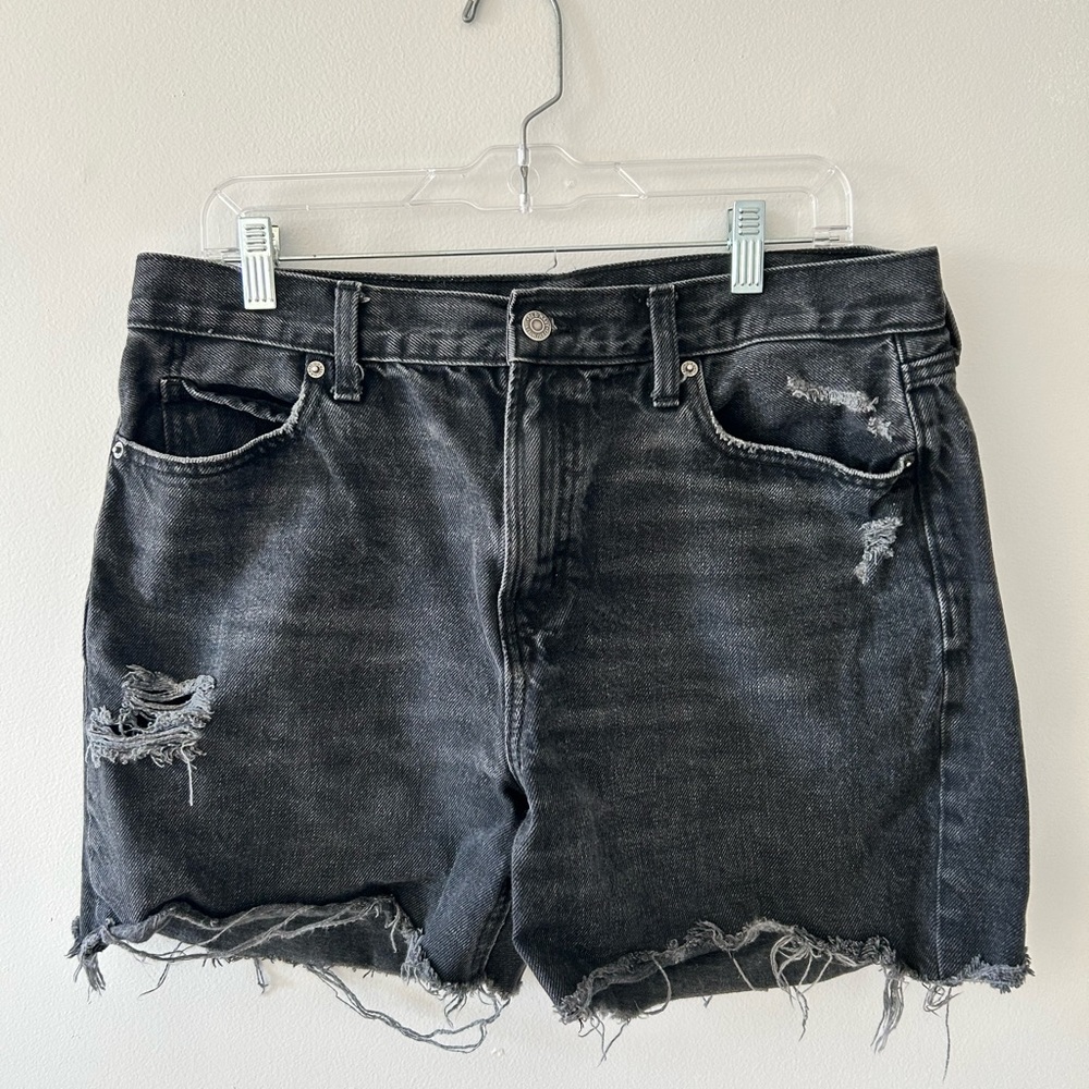 💥 Old Navy Women’s Distressed Black Denim Shorts Size 10